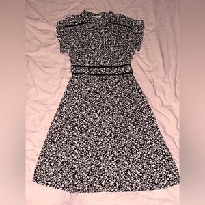 Monteau Black and White Floral Midi Dress